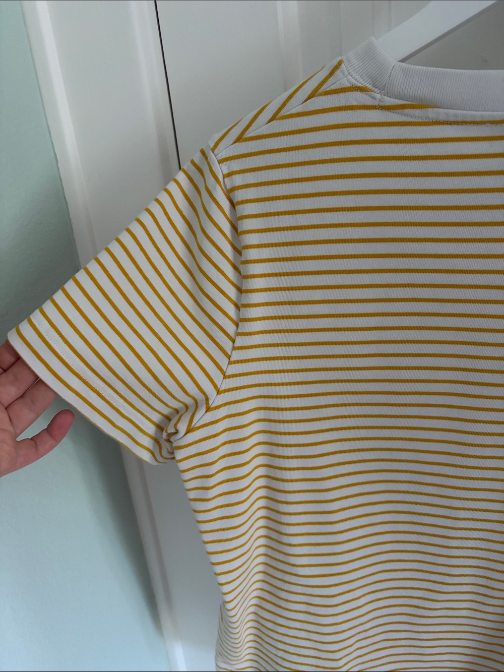 COS • Yellow and White Heavyweight Cotton Tee (Size L) - Picture 8 of 8